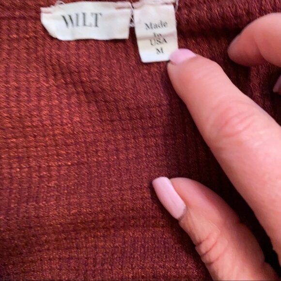 WILT TOP DARK RED WAFFLE V-NECK LONG SLEEVE HIGH LOW HEM SIZE M - Picture 11 of 12